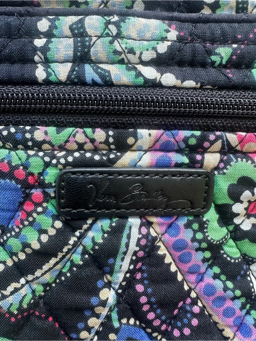 Vera Bradley Retired Kiev Paisley Hipster Crossbody Bag Black Multi Zip Pockets